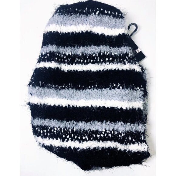 Cuddl Duds Womens Black White Striped Soft Chunky Knit Infinity Scarf New - Picture 8 of 10